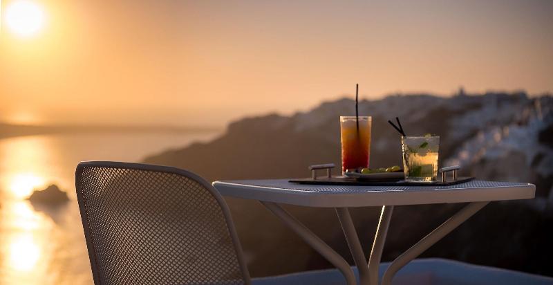 هتل Ikies Santorini