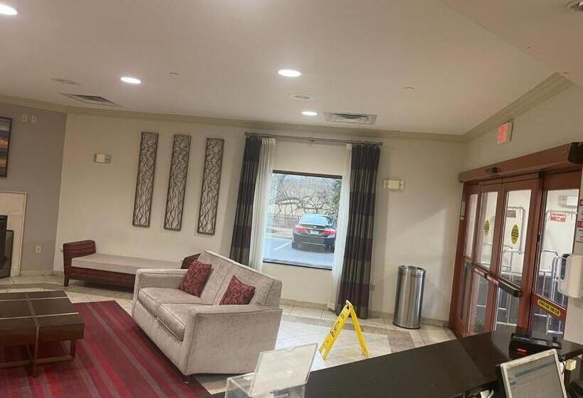 فندق Spark By Hilton Rahway