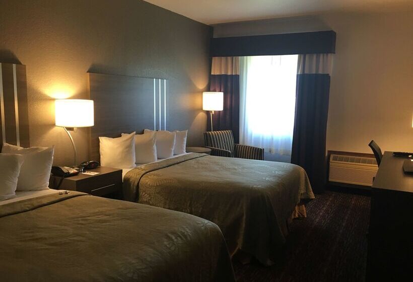 فندق Surestay Plus  By Best Western Edmond