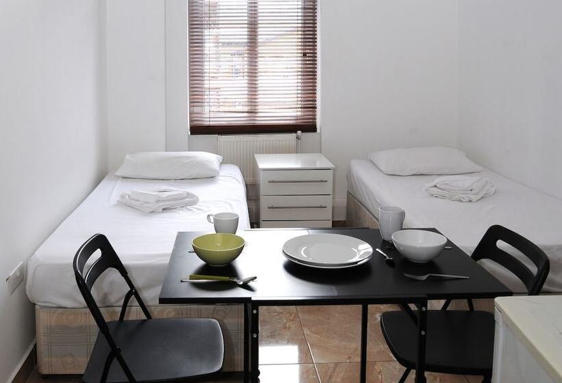 Abercorn House   Hostel