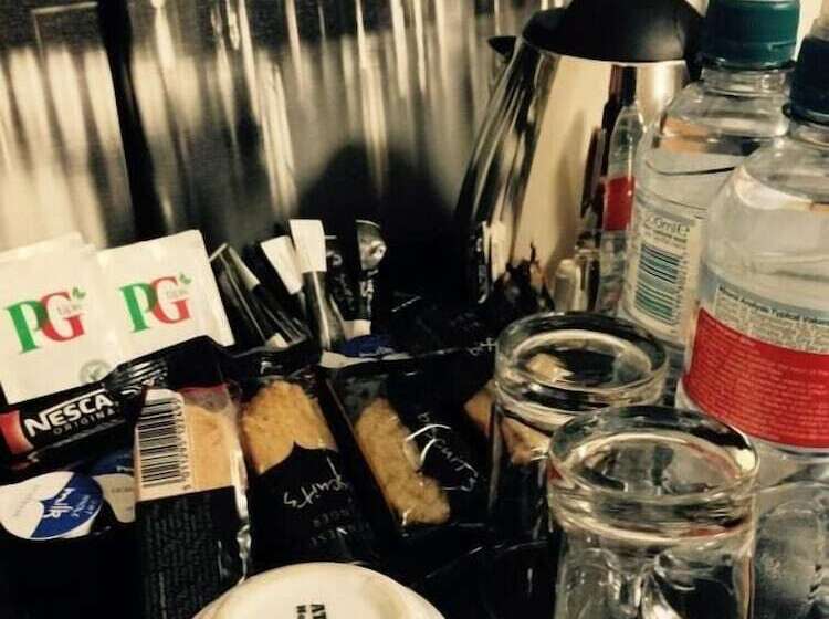 تختخواب و صبحانه Grainger