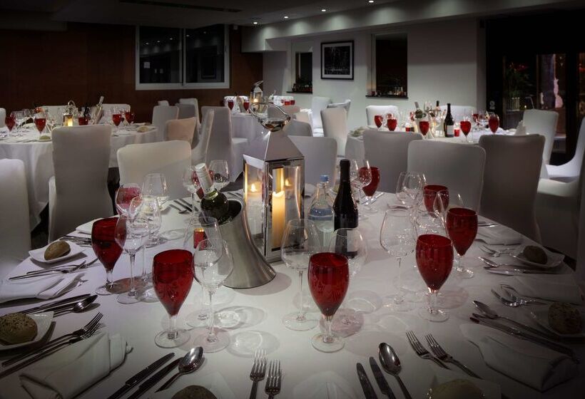 בית מלון כפרי Doubletree By Hilton London Greenwich