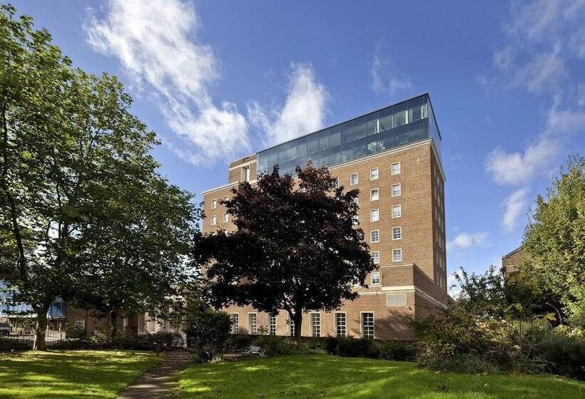 בית מלון כפרי Doubletree By Hilton London Greenwich