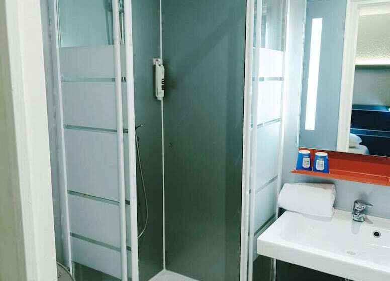 Enzo Hotels Trappes By Kyriad Direct