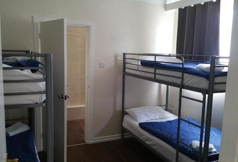 בית מלון כפרי Lynden Court