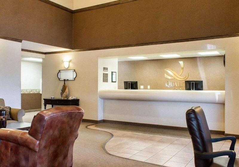 فندق Quality Inn