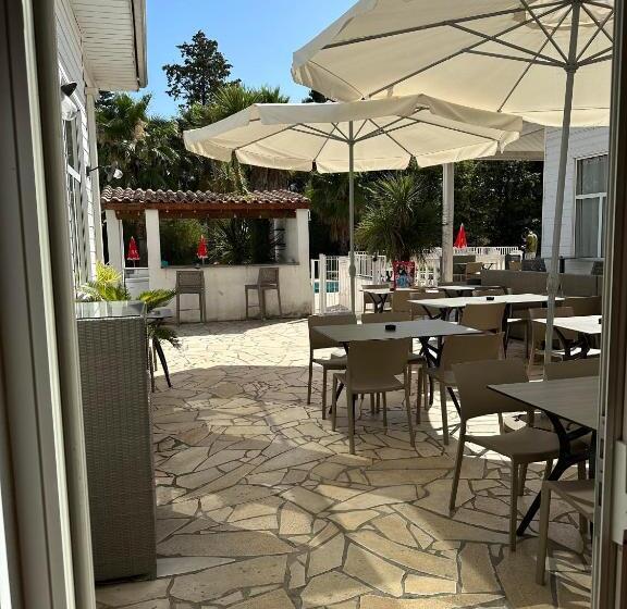 هتل & Restaurant Le Mejean   Parc Des Expositions