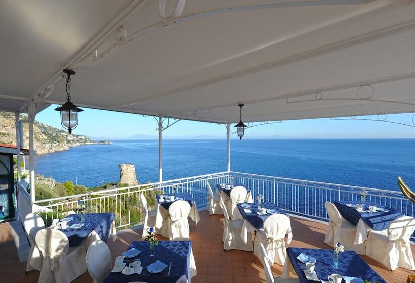 Отель Torre Saracena