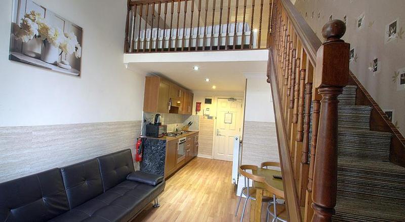 Hyde Park Economy Apartments