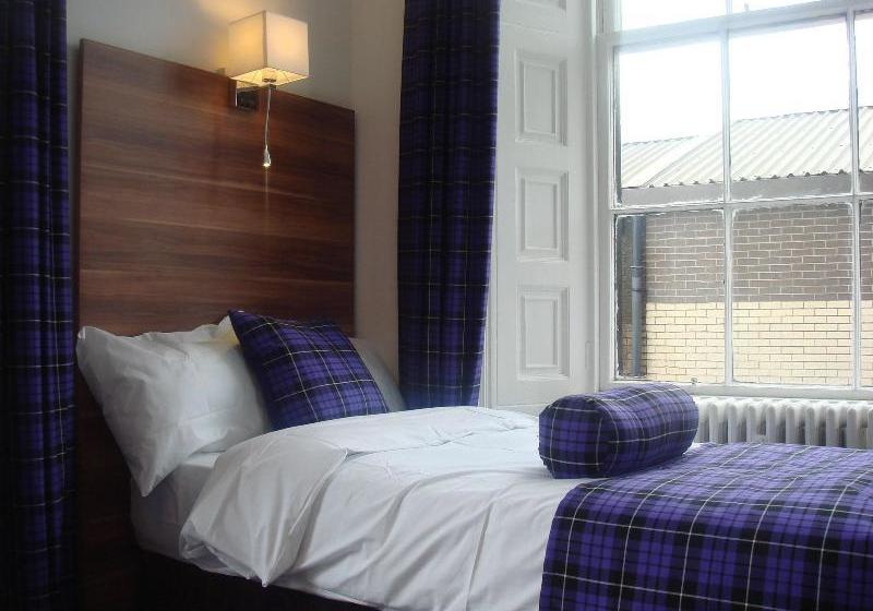 Lomond Airport Hotel