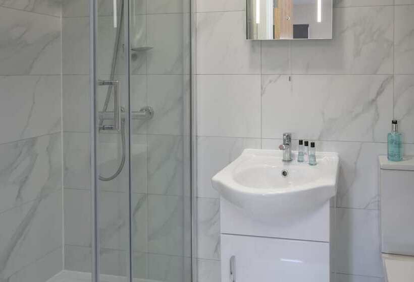 هاستل Best Western Northfields Ealing