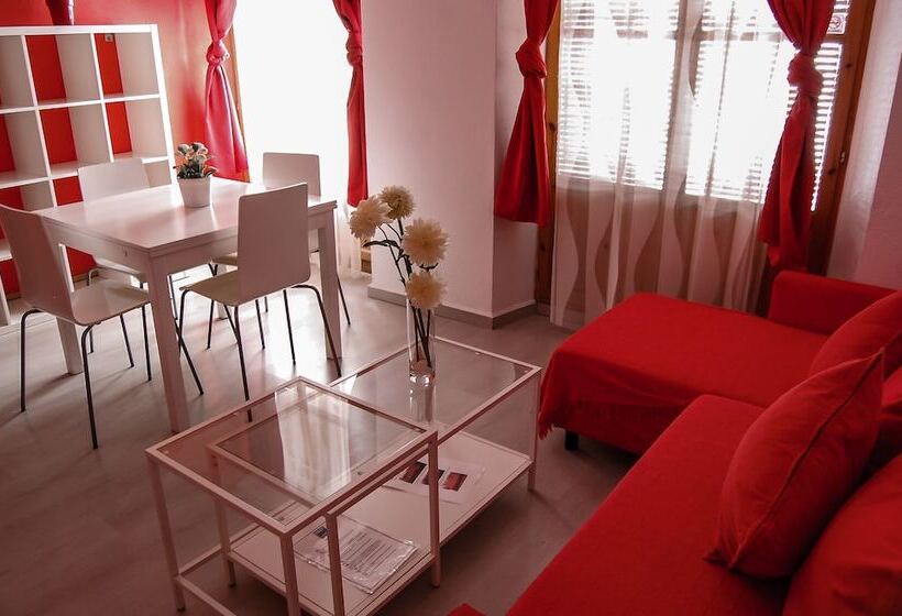 پانسیون Nest Style Granada