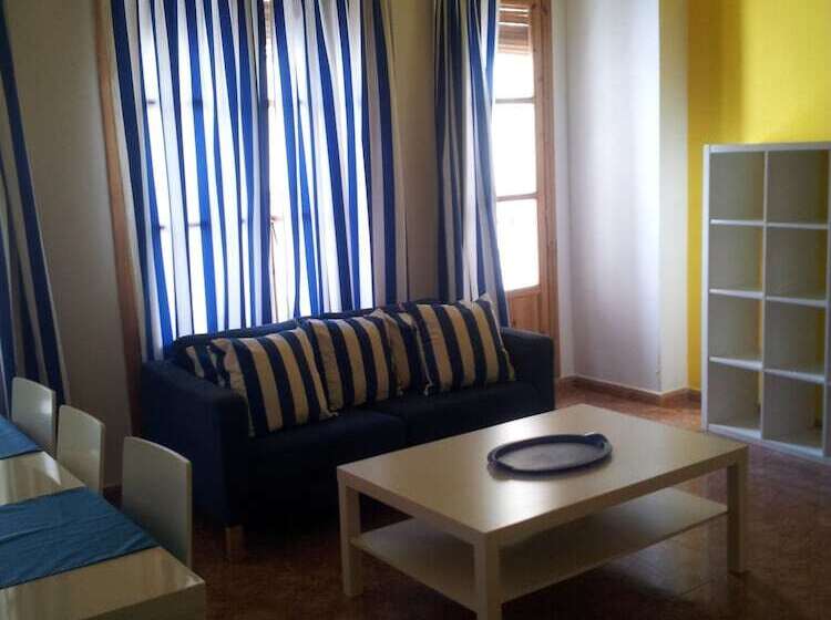 پانسیون Nest Style Granada