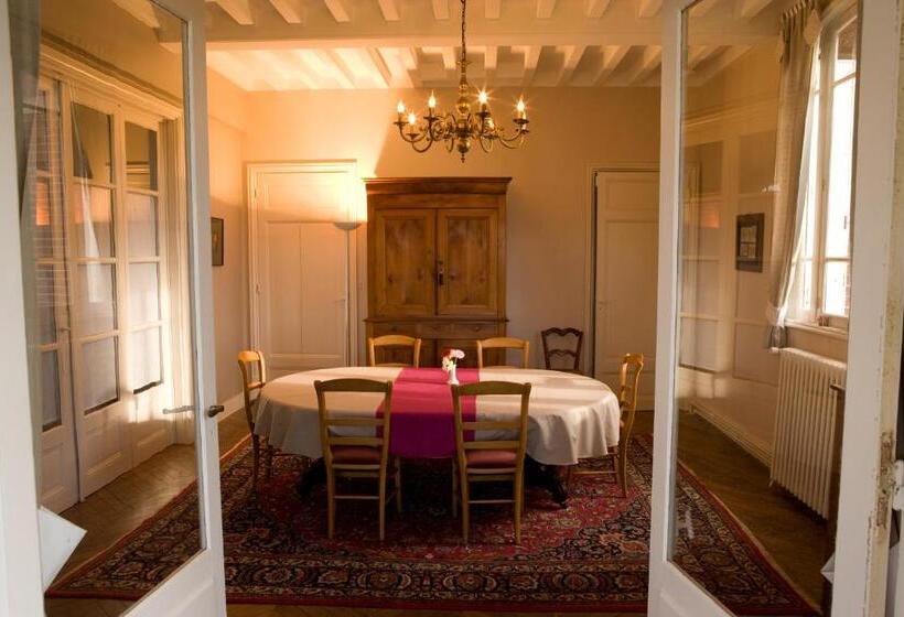 민박 Le Manoir De Crisolles