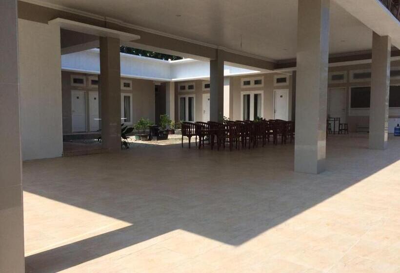 پانسیون Royal Mermaid