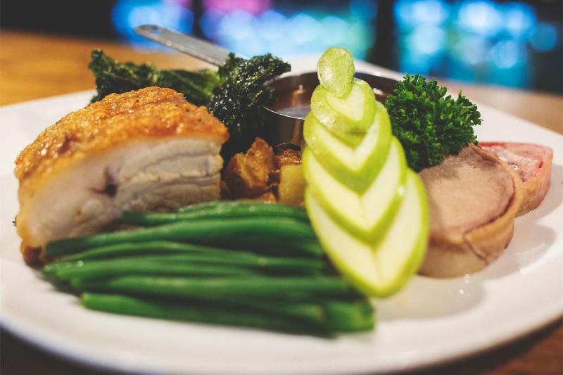 تختخواب و صبحانه The Throckmorton