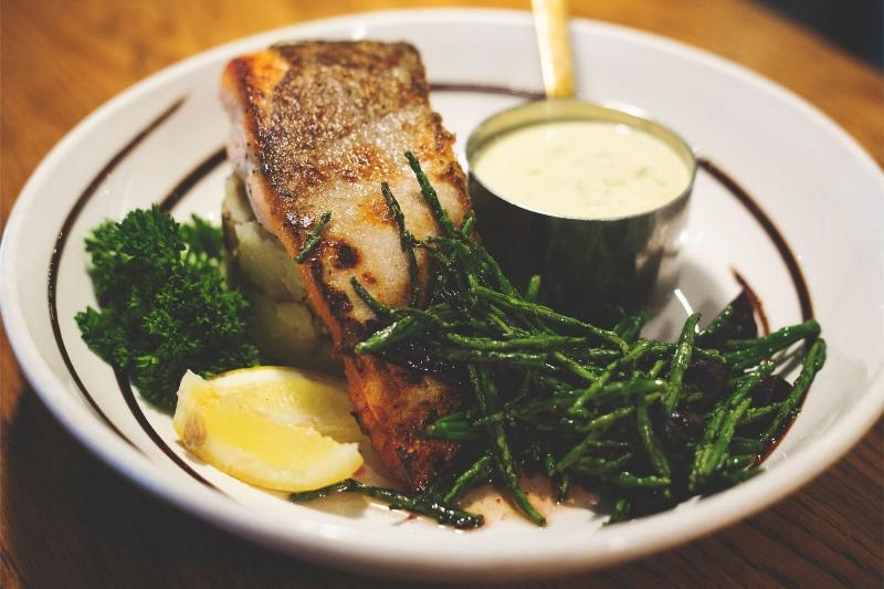 تختخواب و صبحانه The Throckmorton