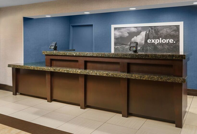 Hampton Inn & Suites Thousand Oaks, Ca