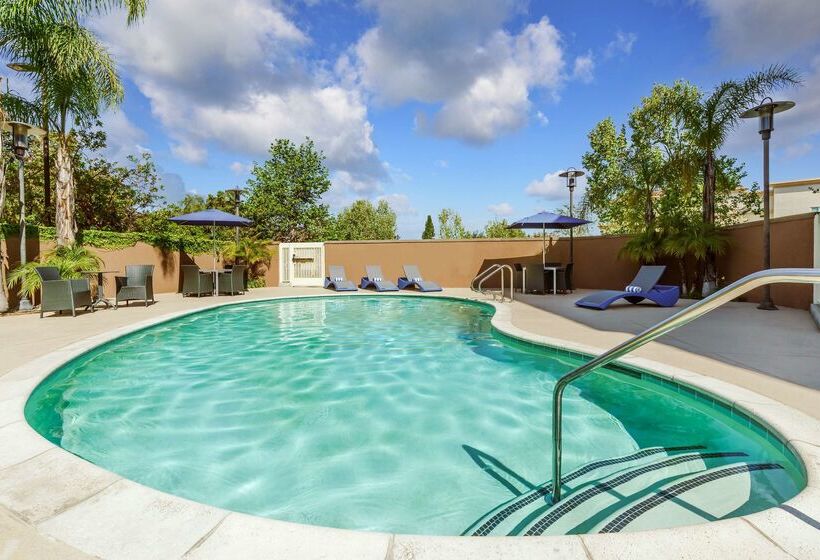 Hampton Inn & Suites Thousand Oaks, Ca