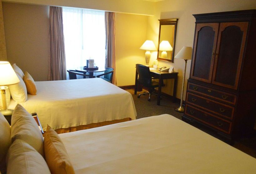 فندق Best Western Plus Nuevo Laredo Inn & Suites