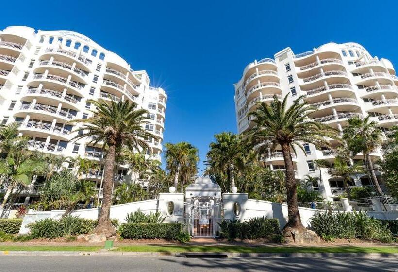 هتل Ultiqa Burleigh Mediterranean Resort