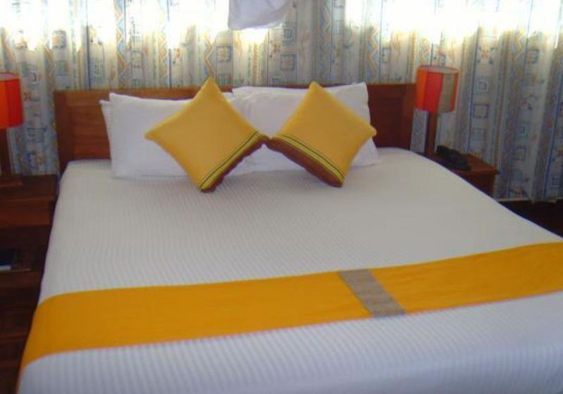 هتل Kenya Comfort Suites