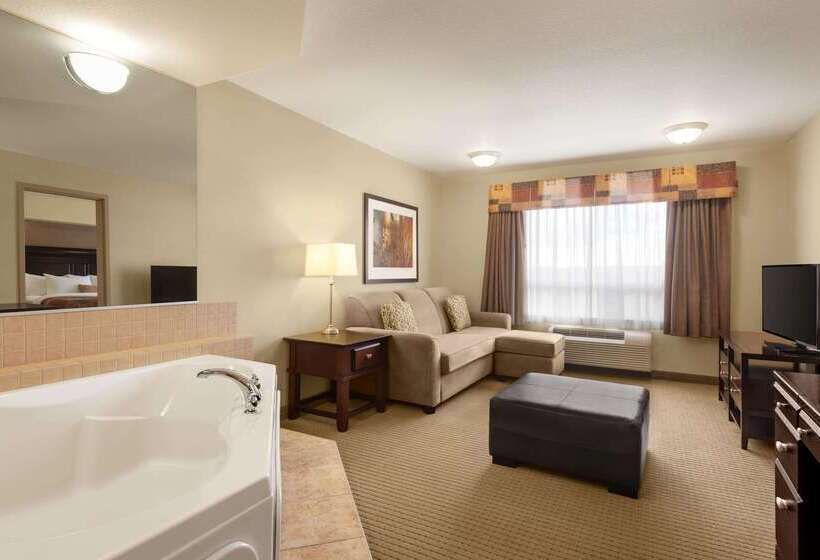 בית מלון כפרי Ramada By Wyndham Drayton Valley