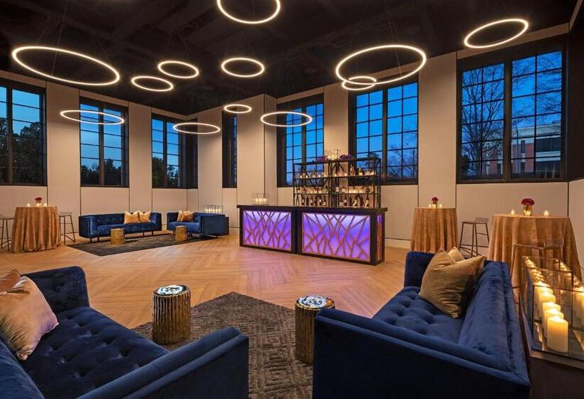 هتل The St. Regis Atlanta
