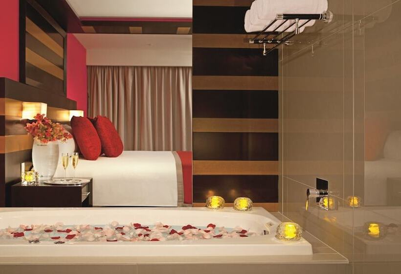 Secrets Huatulco Resort & Spa