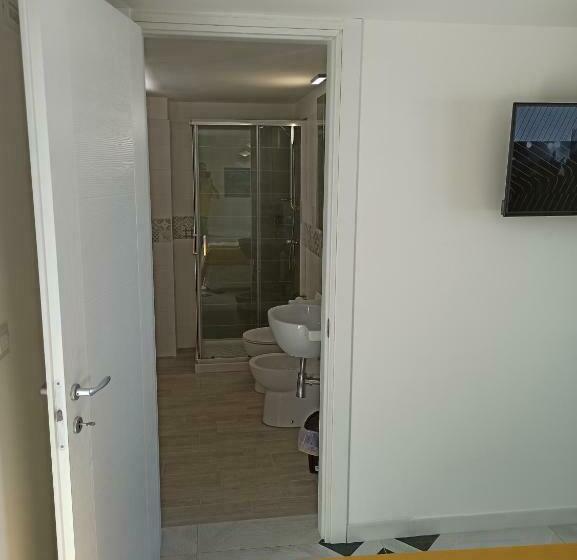 بنسيون Mare D Amare