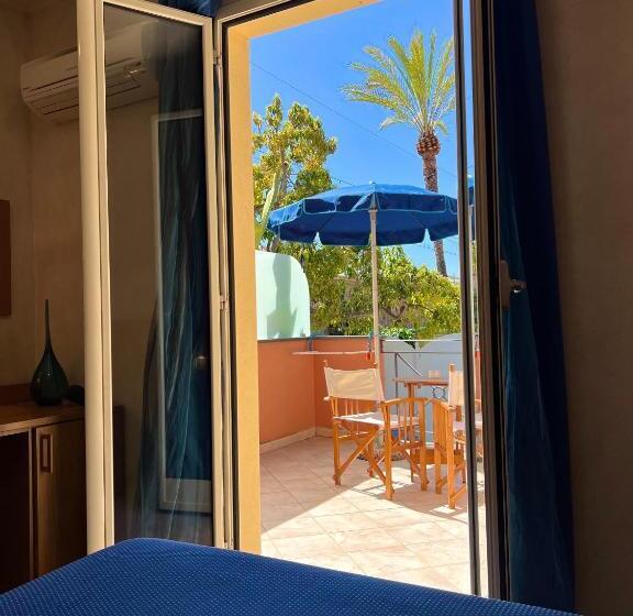 تختخواب و صبحانه Acqua Di Mare