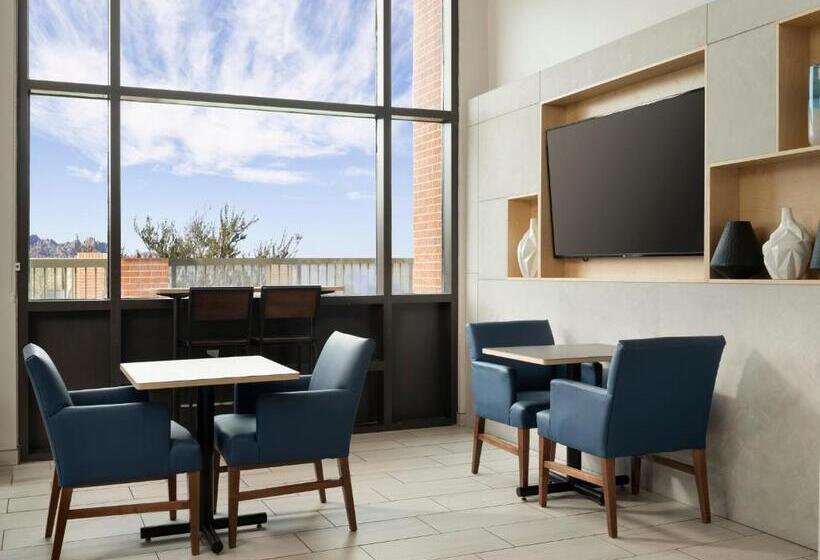 Holiday Inn Express Hotel & Suites Olive Branch, An Ihg