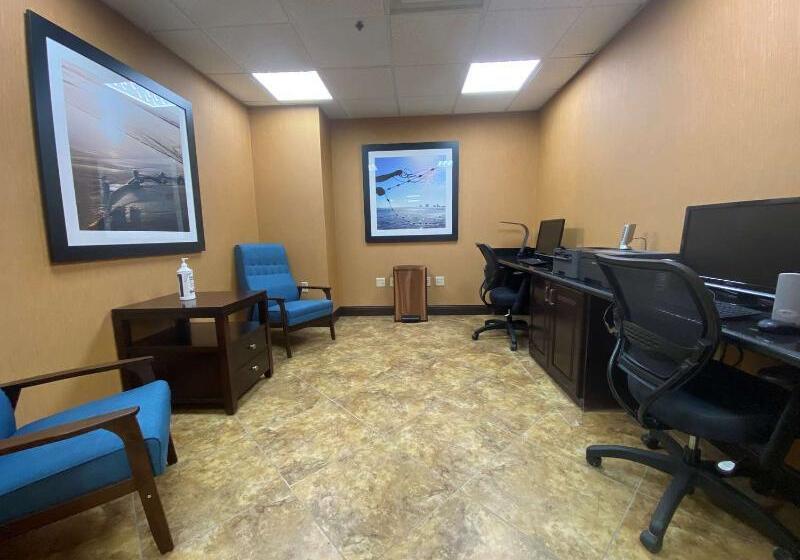 فندق Bw Plus Flagler Beach Area Inn & Suites