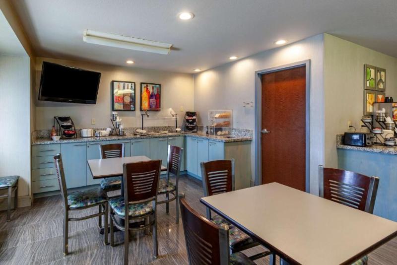 ホテル Best Western Plus Woodstock Inn & Suites