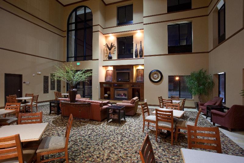 בית מלון כפרי Comfort Inn & Suites
