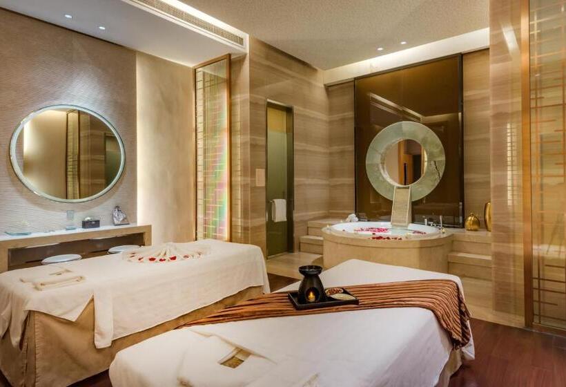 هتل Crowne Plaza Xiangyang, An Ihg
