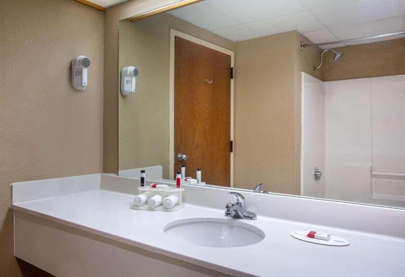 酒店 Days Inn & Suites By Wyndham Cuba