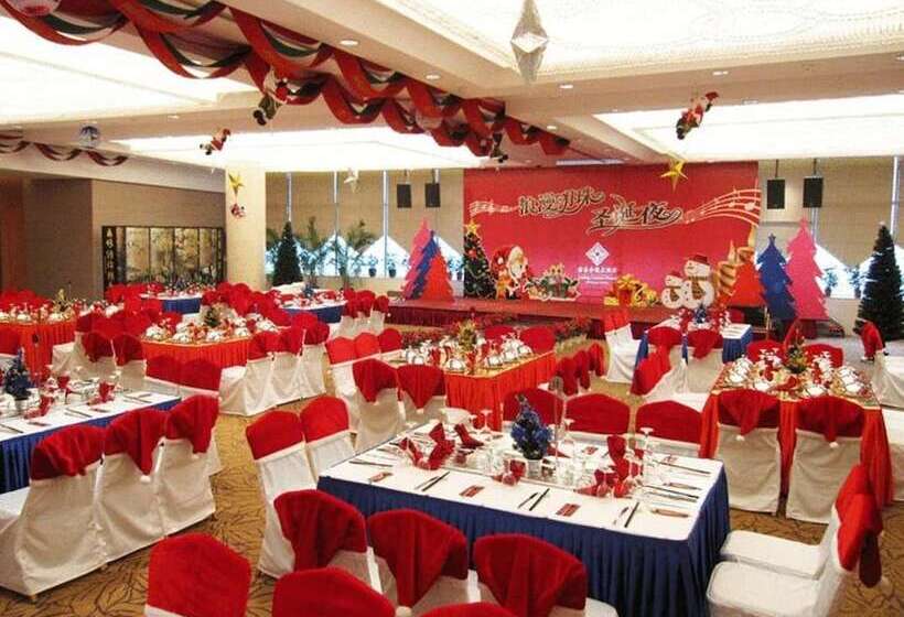 בית מלון כפרי Glarun Jinling