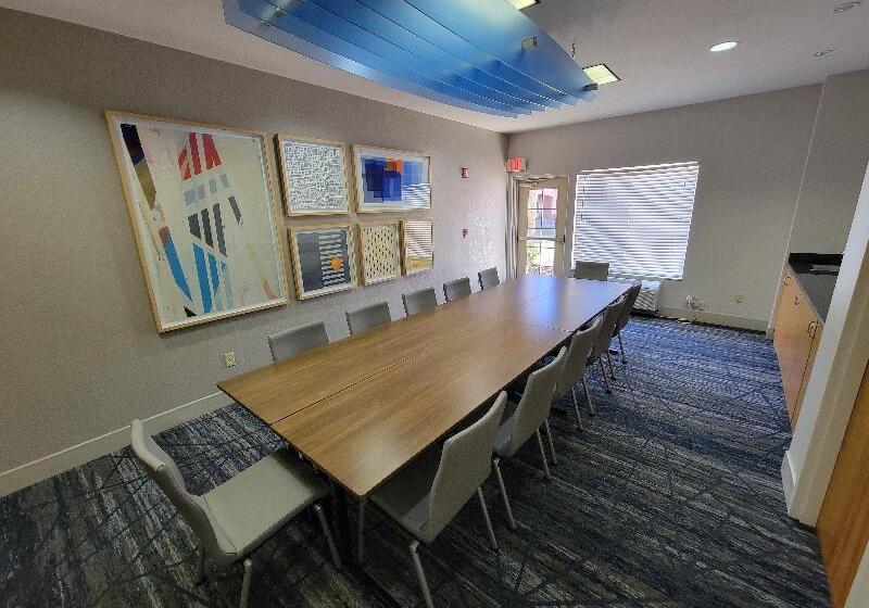 Holiday Inn Express Hotel & Suites   The Villages, An Ihg