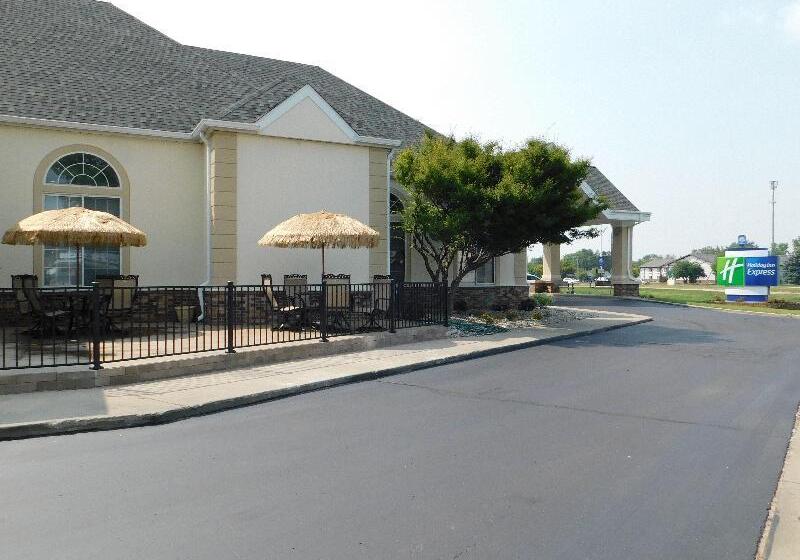 فندق Holiday Inn Express Birch Run Frankenmuth Area, An Ihg