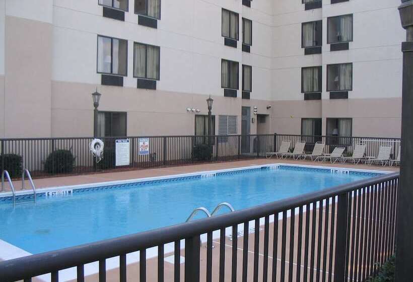 هتل Holiday Inn Express Durham, An Ihg