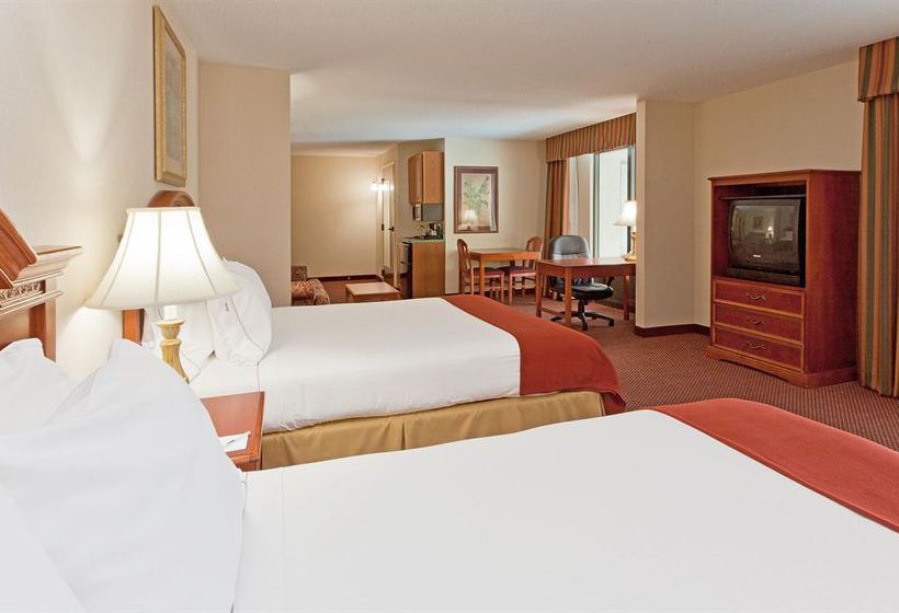 Hotel Holiday Inn Express  And Suites Harrington  Dover Area