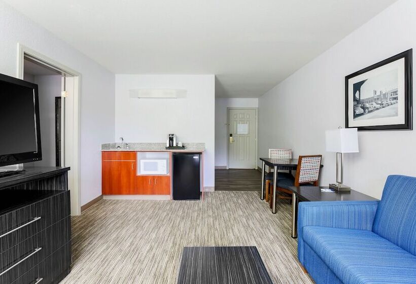 هتل Holiday Inn Express Lancaster, An Ihg