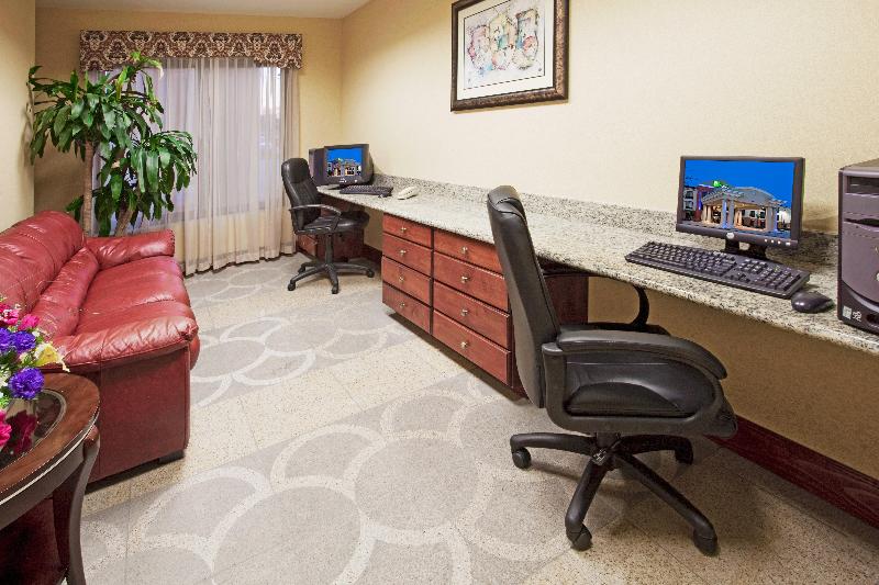 فندق Holiday Inn Express & Suites Sebring, An Ihg