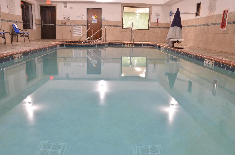 فندق Holiday Inn Express  Waterloo/cedar Falls, An Ihg