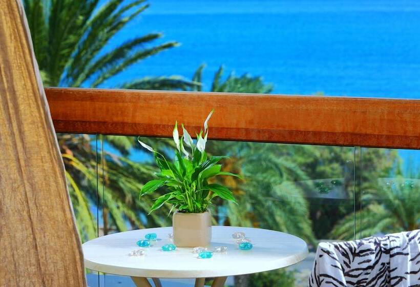 فندق Sitia Beach City Resort & Spa