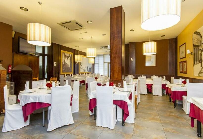 ペンション Hostal Restaurante Alarico