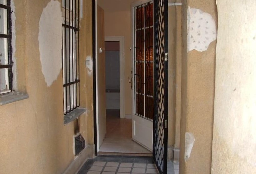 Ace Hostel