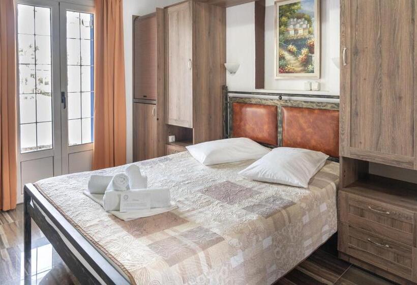 فندق Alexandros By The Beach   Serifos