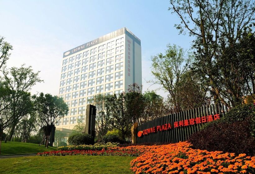 בית מלון כפרי Crowne Plaza Chengdu Panda Garden By Ihg